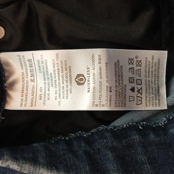 Signature Levi Strauss gold jeans - Picture 6 of 8